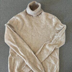 Hudson’s Bay Company 100% Cashmere Turtleneck Sweater – Size M (NWOT)
